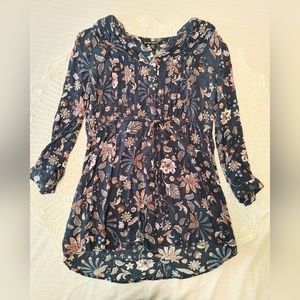 HILARY RADLEY Floral Button Down Tunic 100% Rayon Size Small